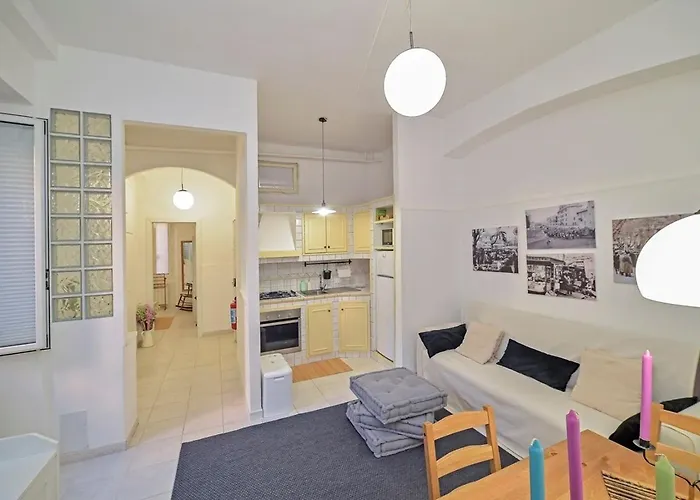 Lucia Ponte Milvio * روما